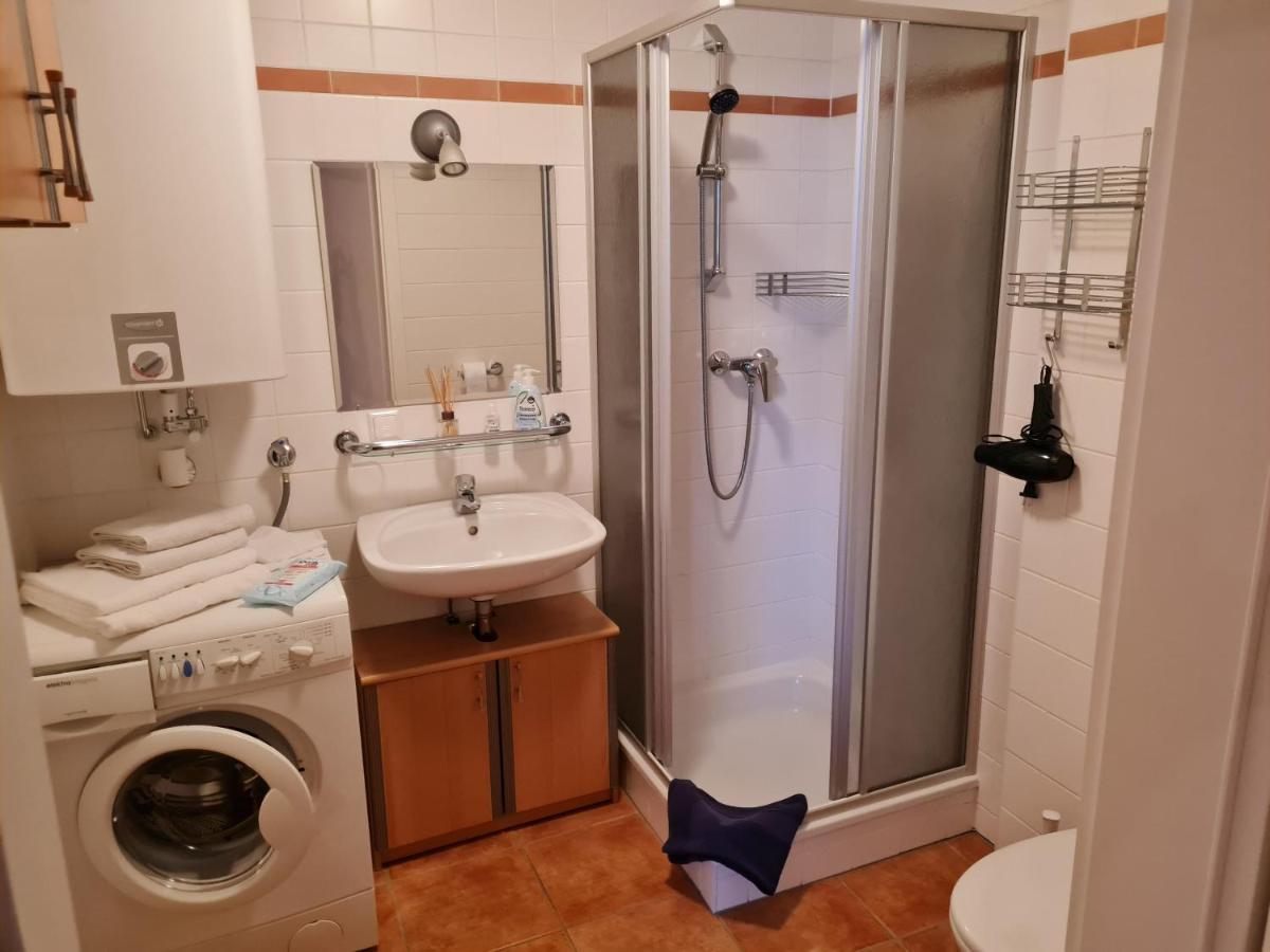 Ferienwohnung Salburg,Troepolach Exteriör bild